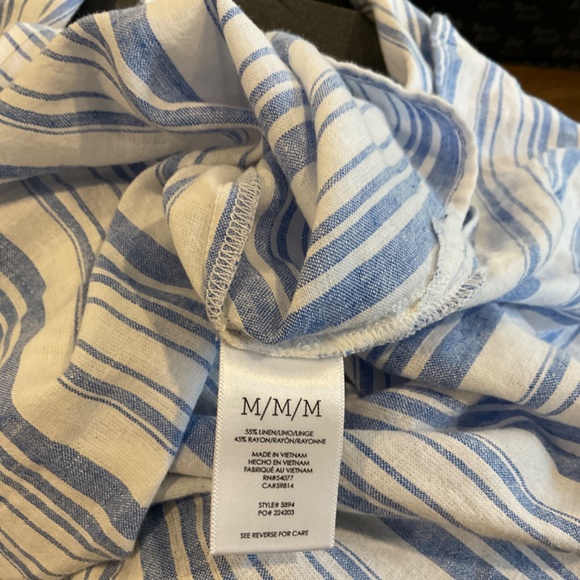 CAbi Linen look top - Picture 4 of 5